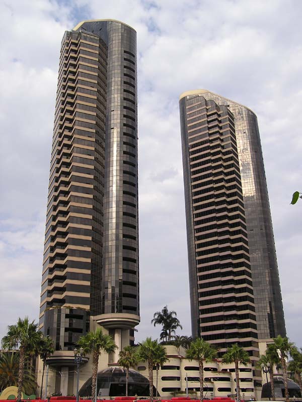 P7280019 - Hotel Towers